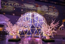 【期間限定】京都駅ビル東広場が“桜アート”に！ お花見にもおすすめやで♡