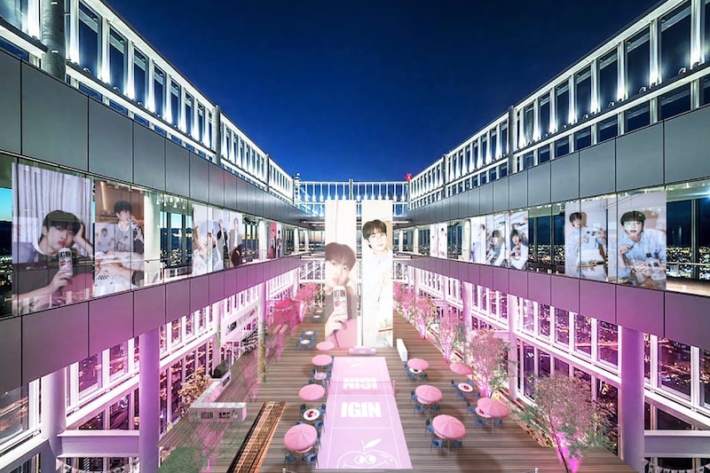 【大阪・天王寺】「ハルカス300」がBTS・Jinとピンクに染まる♡ 「IGIN」の大型ポップアップストアが登場