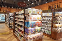 心斎橋駅直結で便利！ナチュラルスーパーマーケット「ビオラルクオーツ心斎橋店」がオープン