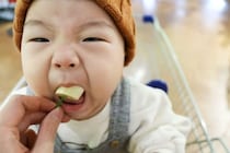 スーパーの「試食コーナー」で買う気がないのに食べまくったら犯罪になる？