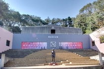 卒業制作展で「本名非公開」もOK、東京造形大が新ルール導入　身バレやストーカー被害への対策