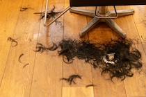 「とんでもヘアメにされて震えた」美容室でイメージと違う髪型に…泣き寝入りするしかないのか