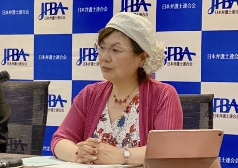 「存在しない憲法条文」再審請求の決定文に誤記、鴨志田祐美弁護士が批判「責任と覚悟欠く」
