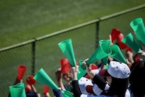 ボスママに逆らえない…野球チーム保護者会でLINE外しと怒鳴り声、これってパワハラ？