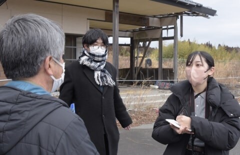 「一緒に行ってみない？」震災を知らない世代を“現場”へ　若者100人を被災地に連れていく記者、遺族との約束　#知り続ける