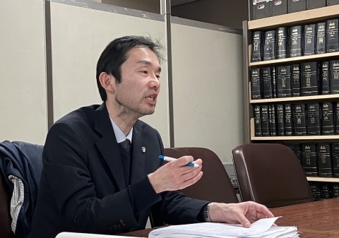 下校中の暴行トラブル、控訴審も男子児童の両親に50万円の賠償命令　「息子は蹴れない体だった」主張退ける