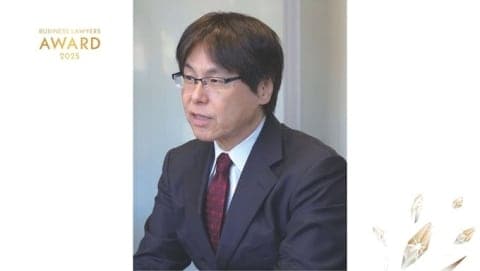 「失敗しても構わない」AI×知財サービスを自ら開発、岩原将文弁護士を支えた「最強のパスポート」