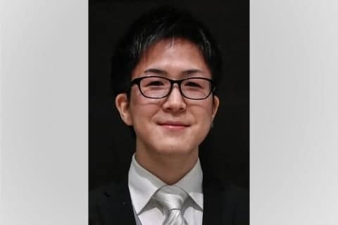 ポーカー店長の自死は「長時間労働と上司の暴行が原因」1億円超の賠償命令、会社側は控訴