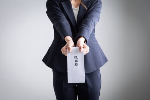 GW明け「どうしても会社を辞めたい」新入社員の悩み、退職代行を使わずに円満に退職する方法は？