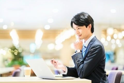 就活ESに「大学の入学方法」記載欄、「一般入試が有利か…?」就活生ざわつく…法的問題あるのか