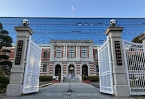 「本当はやったんだろう」自白迫られ体重激減か、逮捕・不起訴の16歳少女が死亡…母親が国と県に1億円超請求