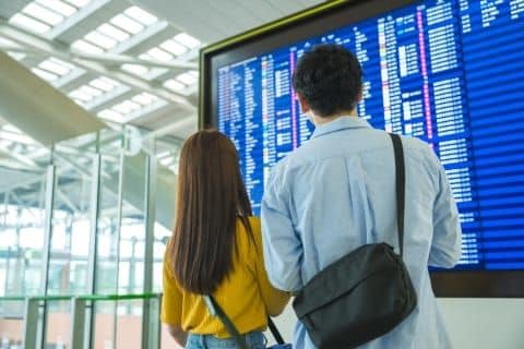 「私捕まるやつ?」関空で“荷物4キロ救済”が炎上、見知らぬ外国人助けて「運び屋」に?無期刑や死刑の可能性も