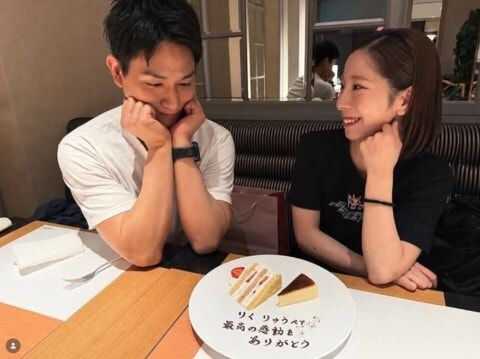 「りくりゅう」が婚約発表、指輪なくても口約束で成立する?破棄になったら「慰謝料」の可能性も