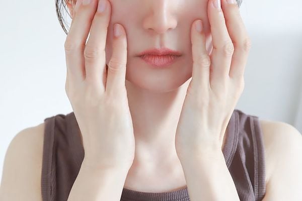 顔面神経麻痺は風邪が引き起こす病気？鍼灸治療で改善可能！？