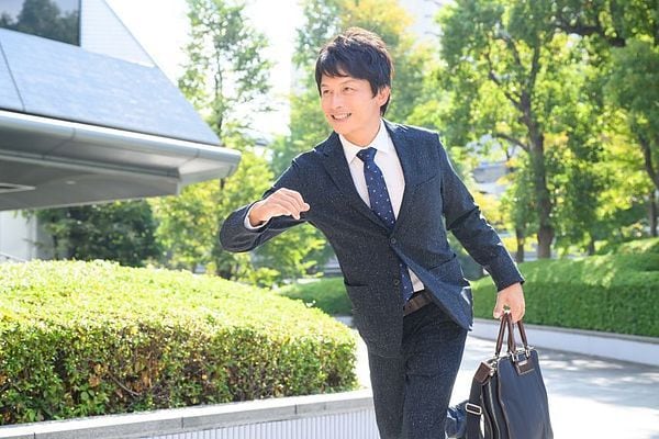 夏のボーナスを「とりあえず貯金」で終わらせない。40代会社員が知っておきたいお金の優先順位