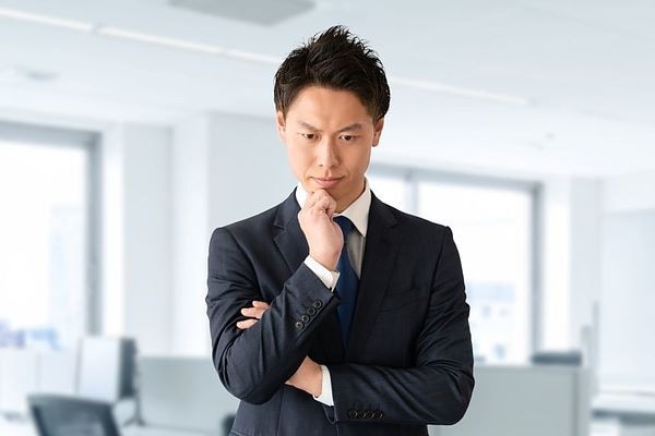 「必ずもうかる」は100%詐欺。夏のボーナスを守るために40代・50代が知っておくべき3つの確認点