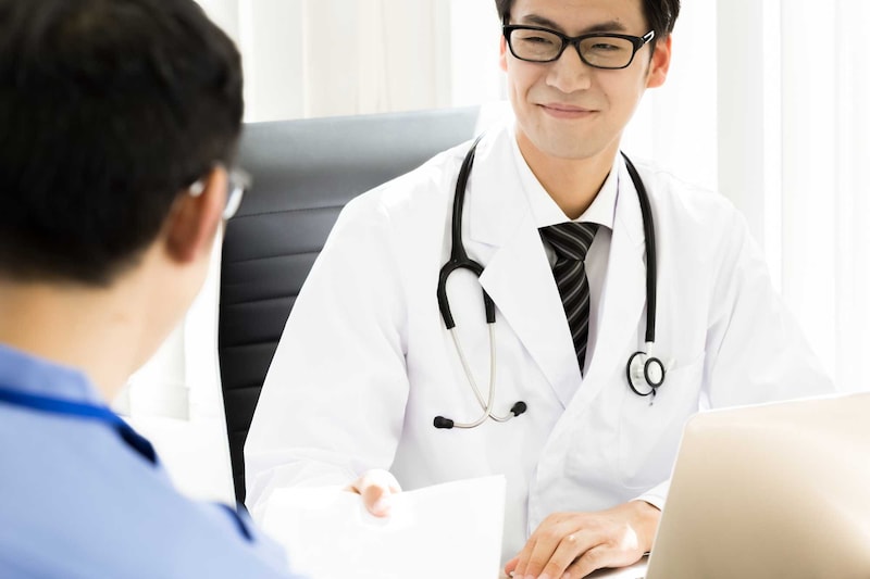 医師の診療科ごとの仕事内容、国家試験の合格率、研修制度について