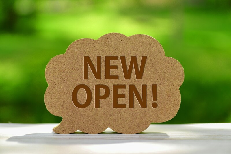 オープニングスタッフとは？メリットとリアルな体験談、志望動機のコツまで解説