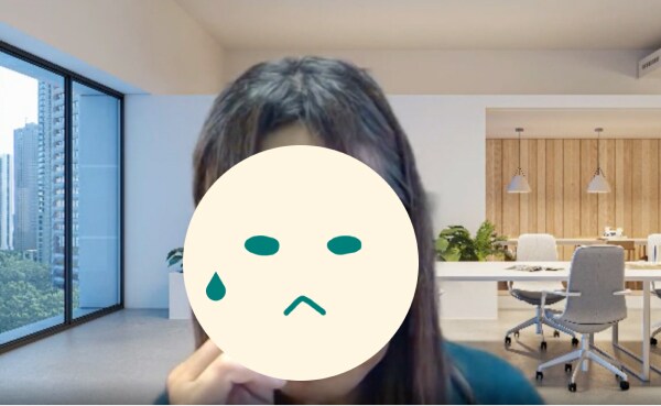 薬剤師Iさん　取材中の様子