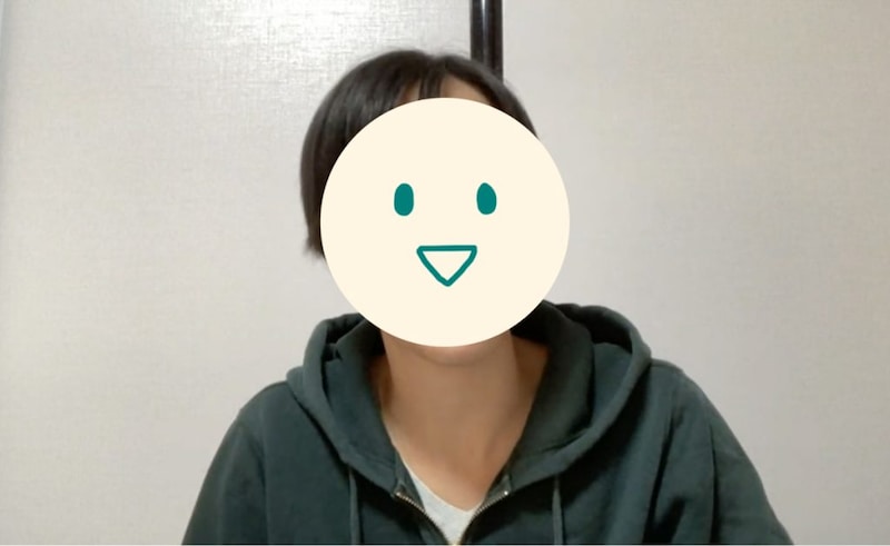 取材を受けるSさん