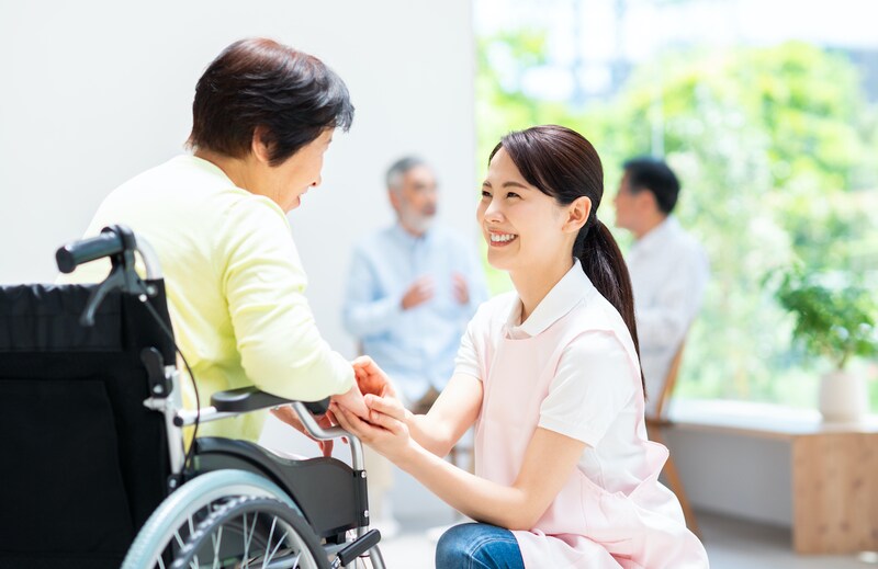 介護福祉士資格をめざすなら、介護職員実務者研修の早めの受講を