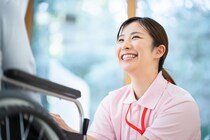 ケアマネジャー、サービス提供責任者、生活相談員の仕事内容の違いは？