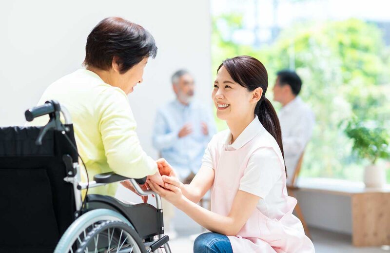 【介護の仕事・職種図鑑】資格は必要？ 自分に合った仕事を探すには？