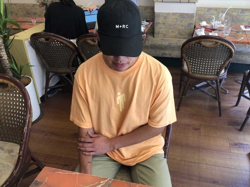 【転職者インタビュー】美容師2年目 24歳/転職2回(理容師→美容師)_KV