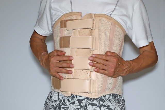 コルセットのイメージ Photo by PhotoAC