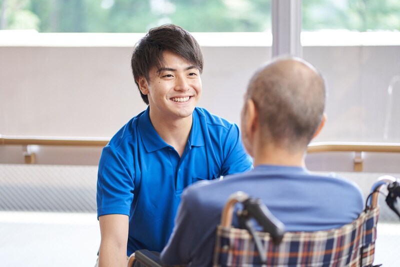 在留資格(就労ビザ)とは?介護分野における種類と違い、申請方法についてわかりやすく解説!_KV