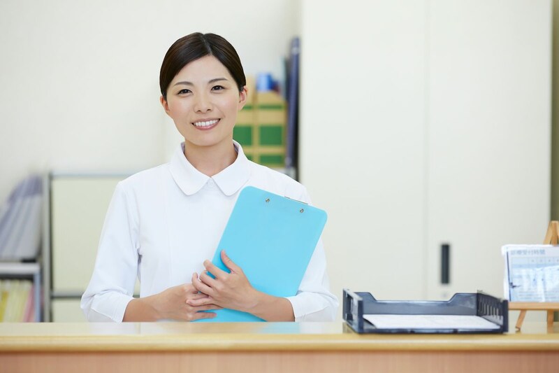 看護助手だと夜勤・土日勤務は必須？その不安解消します