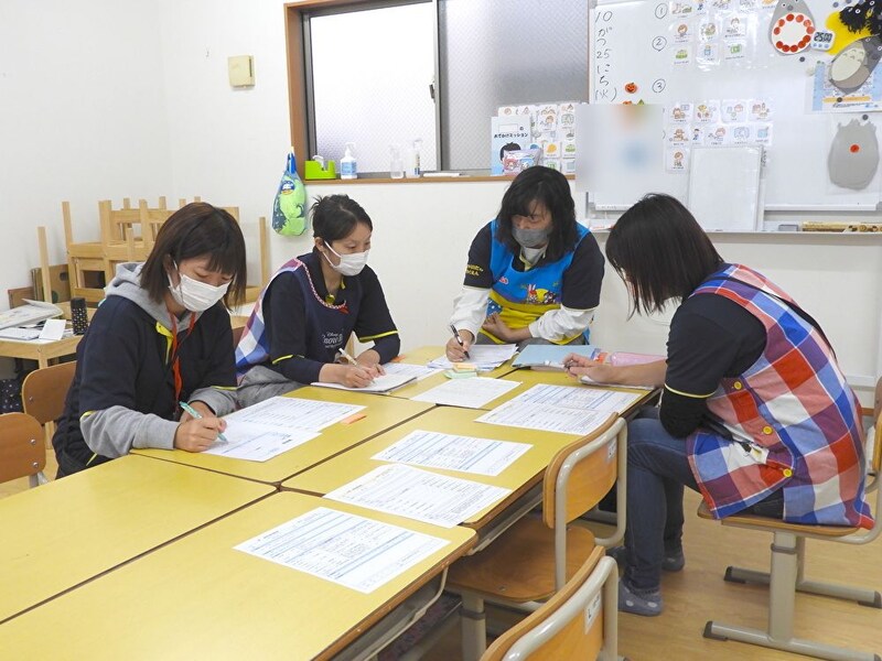 個別支援計画の原案作成会議の様子