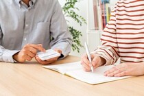 FPが回答！　教育費はどう貯める？保険の見直し方法は？育児期の貯蓄・保険Q&A