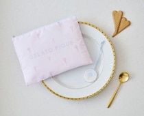 【豪華付録&全員プレゼント】GELATO PIQUE マタニティマークストラップ＆母子手帳も入る！マタニティ用ポーチがついてくる！『初めてのたまごクラブ』冬号が発売中！