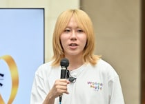 岸谷蘭丸､｢病気とともに生きる子どもたちのことを知ってほしい｣｡病室で､読書や絵を描くことが救いだった自身の幼少期を経て…