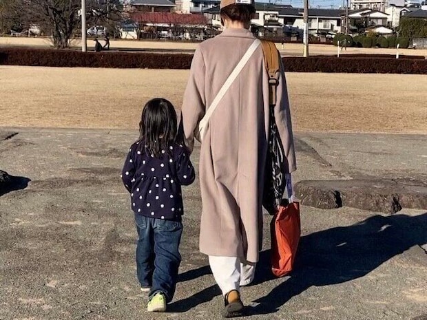 【3COINS】知ってる? 両手が開く最新「バッグ吊下げアイテム」