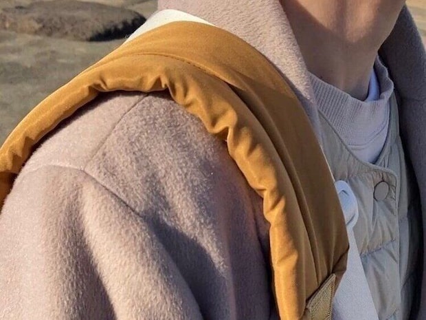 【3COINS】知ってる? 両手が開く最新「バッグ吊下げアイテム」