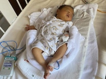 「3歳違いの上の子と違う」母が感じた第2子の違和感｡発達が遅れぎみになり､検査をしても原因がわからない【KIF1A関連神経疾患】