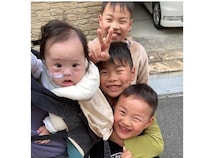 誕生後にわかった第4子のダウン症。「ゆっくりだけど必ず成長するから、大切に育てていこう」という実母からのLINEに涙が