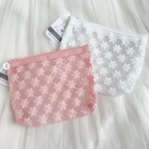 セリア「可愛くて実用的」「見つけたら即買い」大人気のポーチ5選