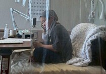 2週間に1度、右胸あたりの激痛に苦しむ8歳の長男。「筋肉痛？太りすぎ？そんなはずない…」両親は病院を何回も受診する【ユーイング肉腫】