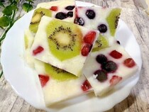 SNSで話題沸騰！冷やし固めるだけの｢ヨーグルトバーク｣ 料理マニアおすすめのトッピングとは？