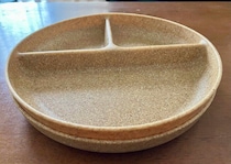 【無印良品】電子レンジOK！軽くて使いやすい仕切り付きプレートが2枚で499円！