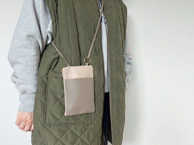 【セリア】見つけたらすぐ買って!お財布ショルダーにもなる「ミニショルダーバッグ」