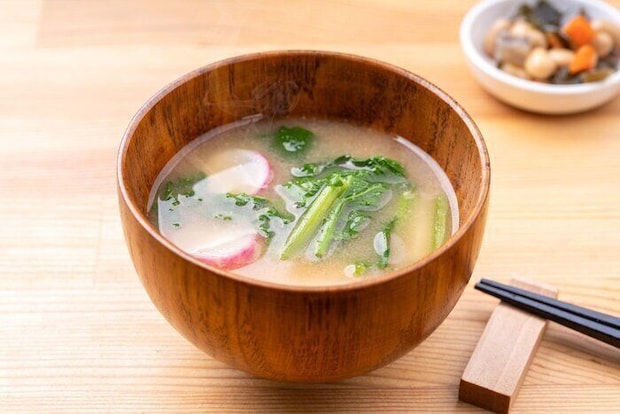 味噌汁づくりの意外なNG行為って？味噌汁を美味しく作るためのコツ