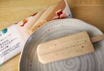 おいしいのにカラダにやさしすぎる…1本食べても84キロカロリー！【ファミマ】の「植物生まれのアーモンドミルクバー」を食べてみた