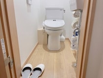 トイレのイヤなニオイがスッキリ消える！一家に一つもっておくべき神商品