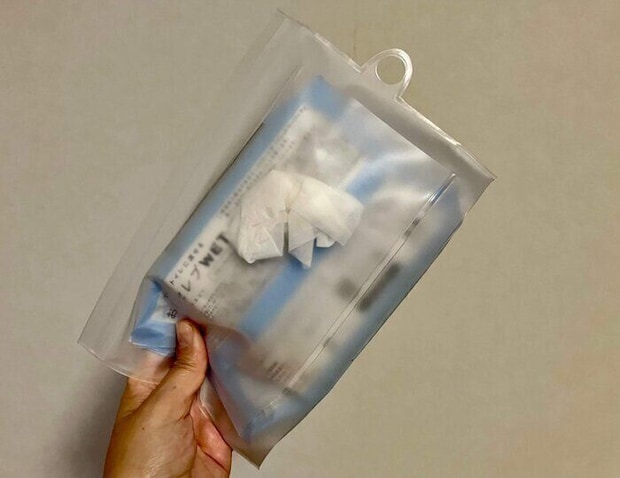 【キャンドゥ】大人気のウェットシートケース、お値段110円のままでフック穴とポケットが付いて新登場！