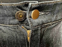 【ワッツ】買い替えはちょっと待って！「今だけ乗り切りたい」を叶える、ウエスト拡張ボタンが神すぎる