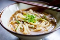 いつもの“カレーうどん”を劇的においしくする「ひと手間」